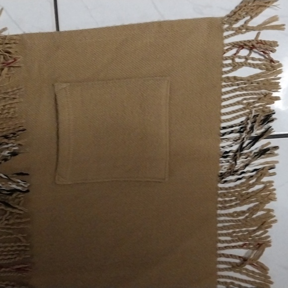 Shawl Cape Blanket Cashmere Wool Tan Blk Plaid Reversible Pockets Sorvano Italy - Picture 12 of 15